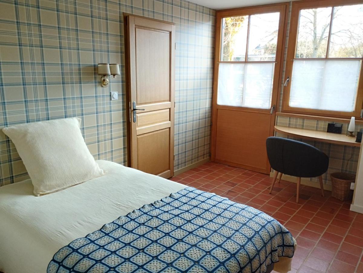 A La Mainguere, Chambres D'Hotes Brece  Exterior photo